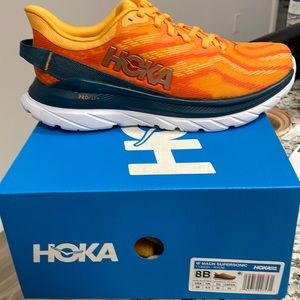 BNIB Hoka One Mach Supersonic size 8